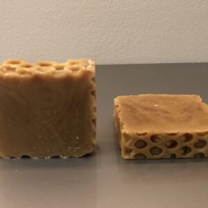 Honning & Bivoks - lavendel - Ekstra blødgørende / fugtgivende